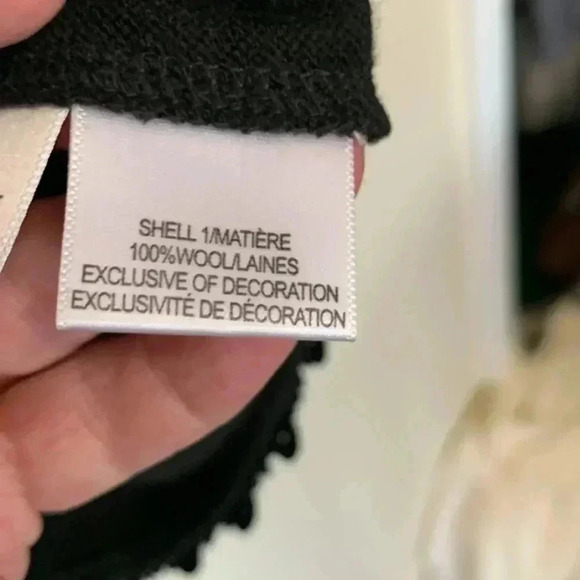 Vera Wang 100% wool cocktail partydress with a band of sequins around the bottom - Picture 7 of 12